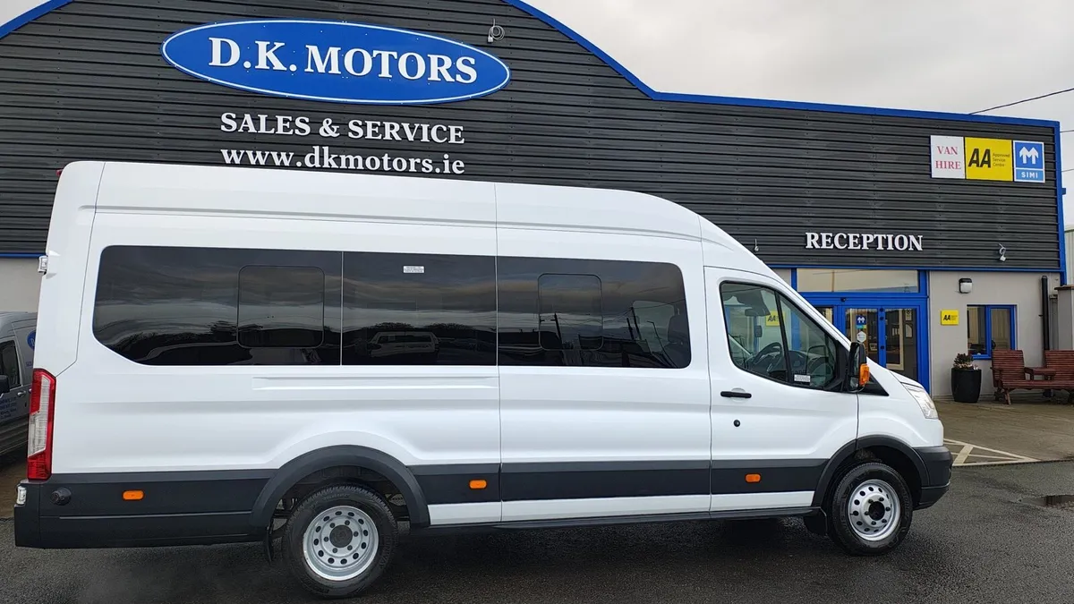 FORD TRANSIT BUS 17 SEATER - Image 4