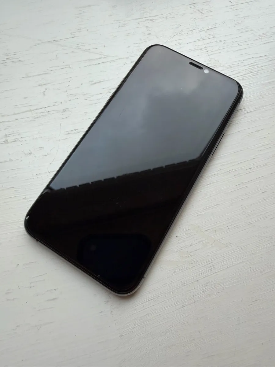 Apple, Iphone 11Pro, 256GB, Excellent Condition - Image 1