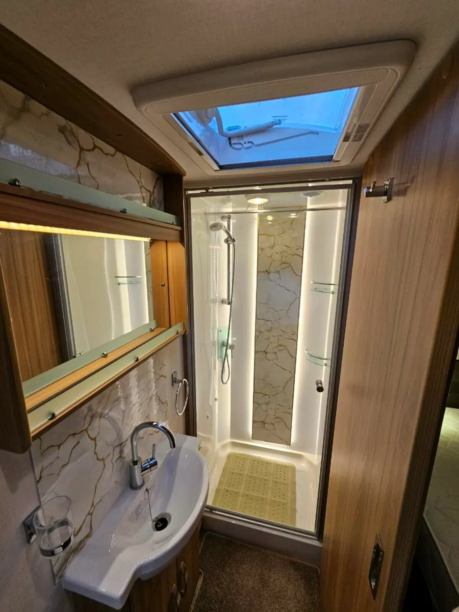 Farm hand accommodation - Image 4