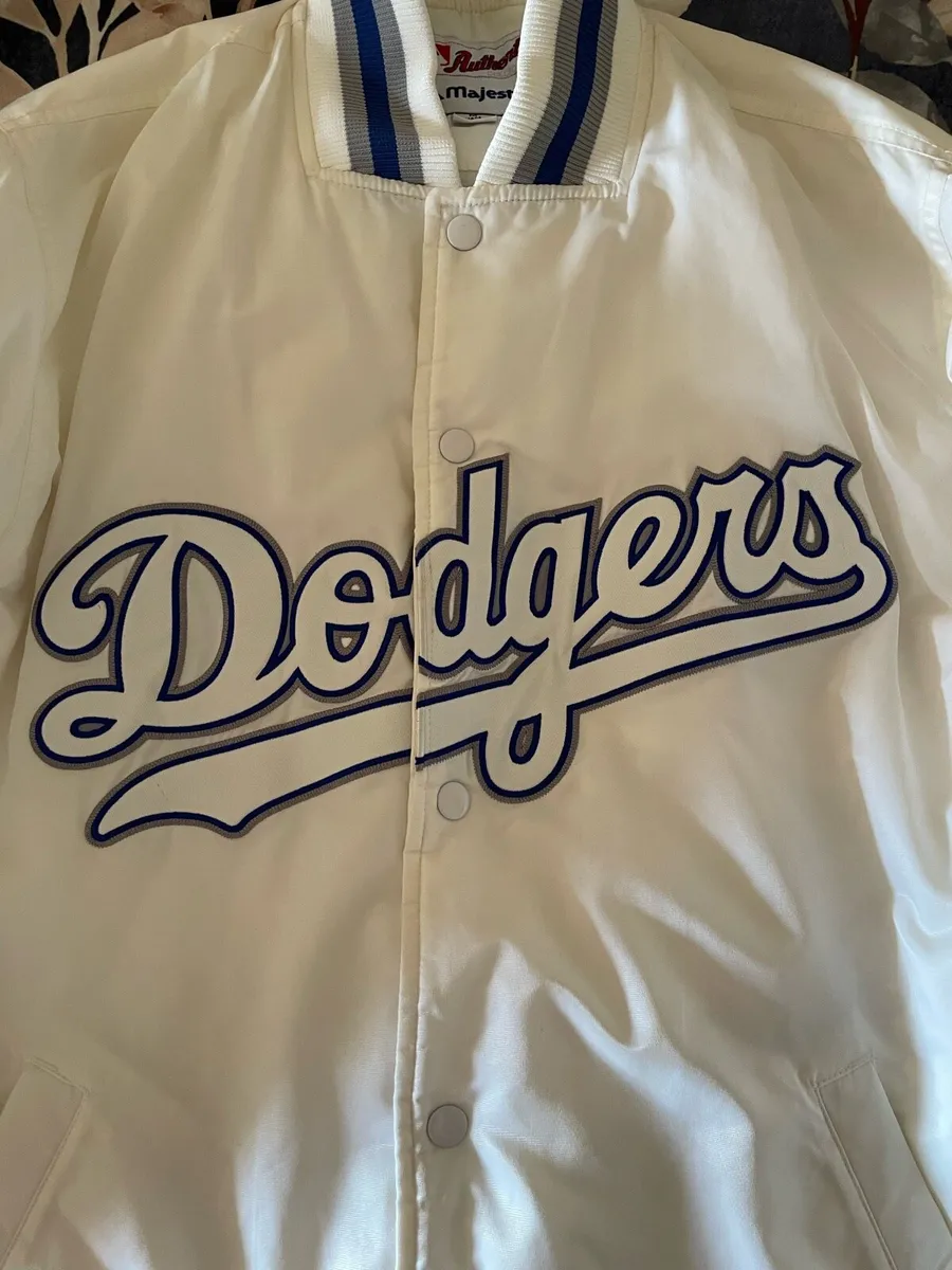 LA Dodgers Majestic jacket - Image 3