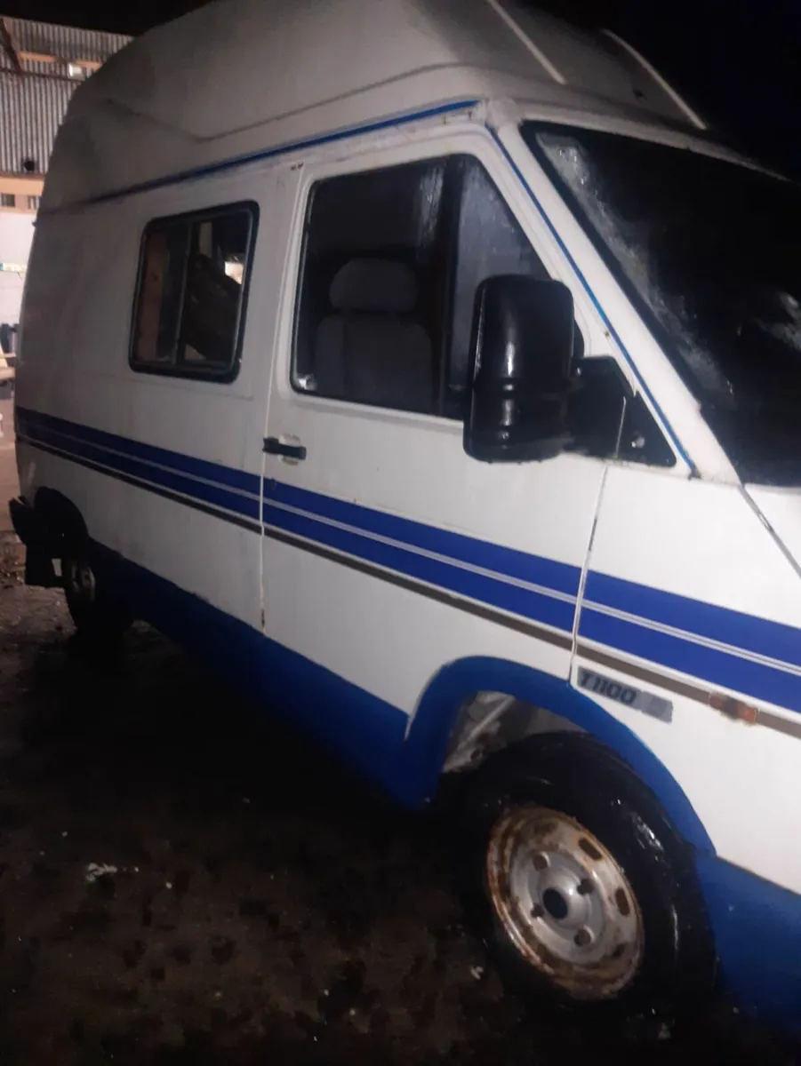 Camper needs some body work/ Camper conversion - Image 3