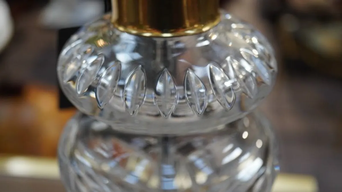 Vintage Waterford Crystal Table Lamp with Brass Base - Image 4