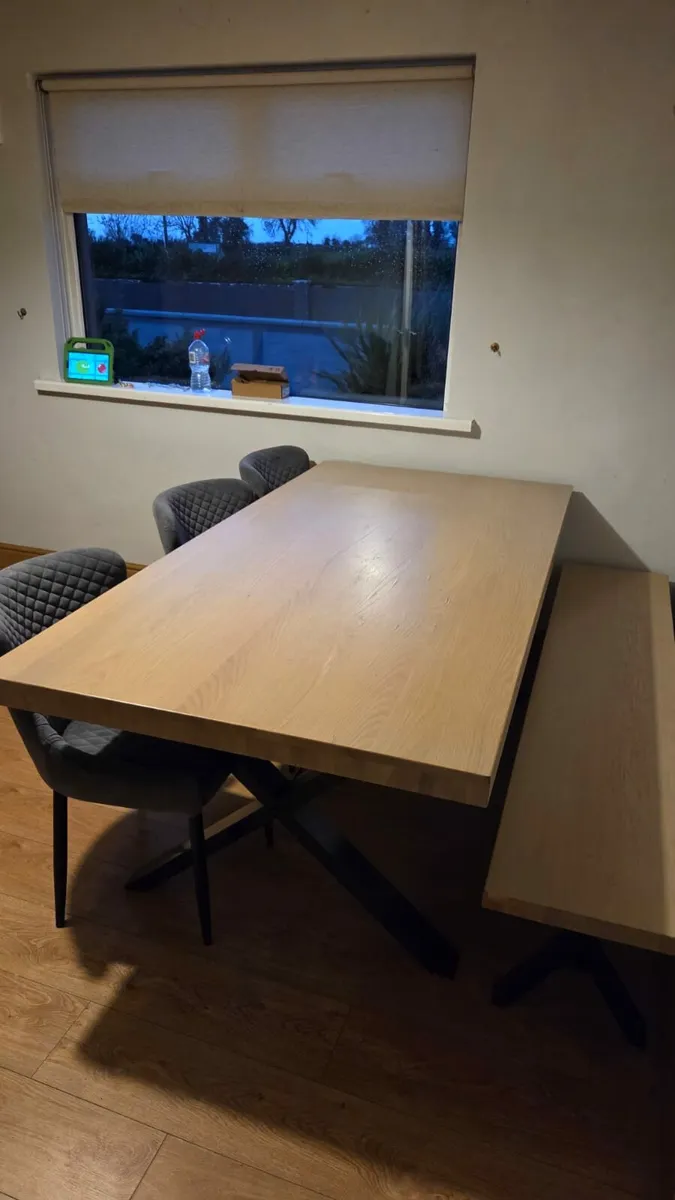 Kitchen table, bench and chairs - Image 1