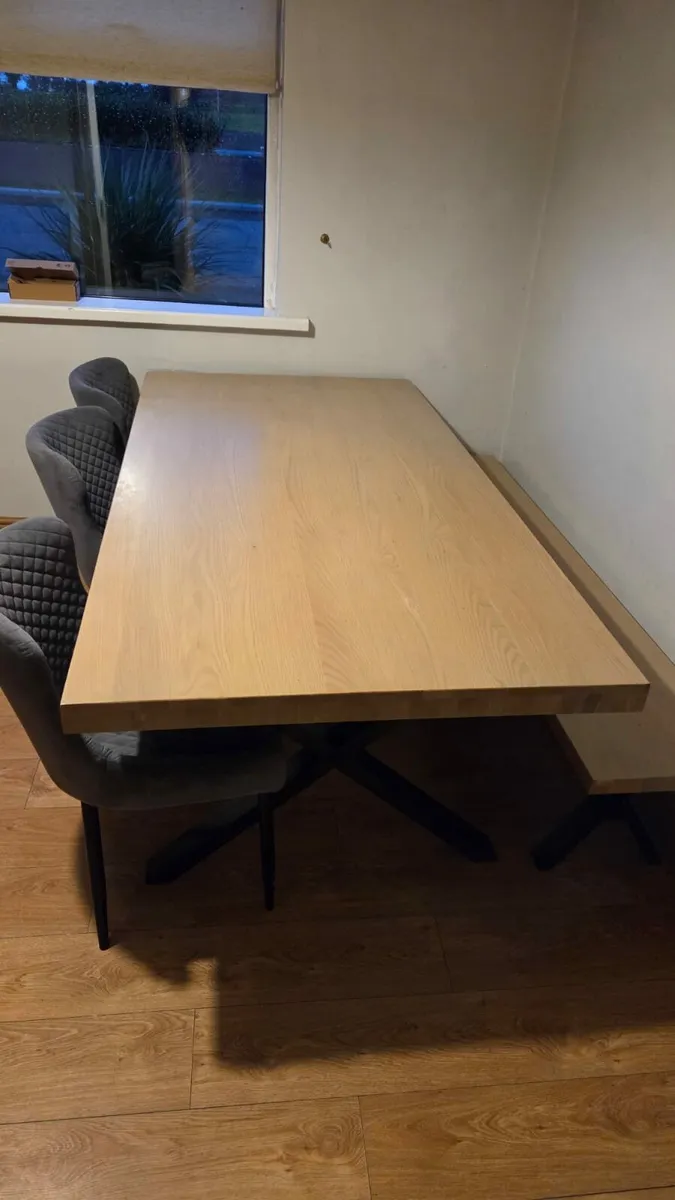 Kitchen table, bench and chairs - Image 3