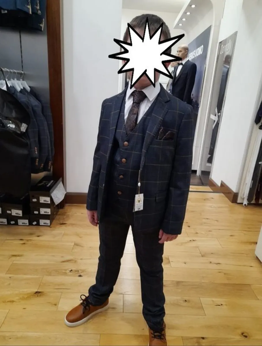 Boys Communion Suit and Shoes - Image 1