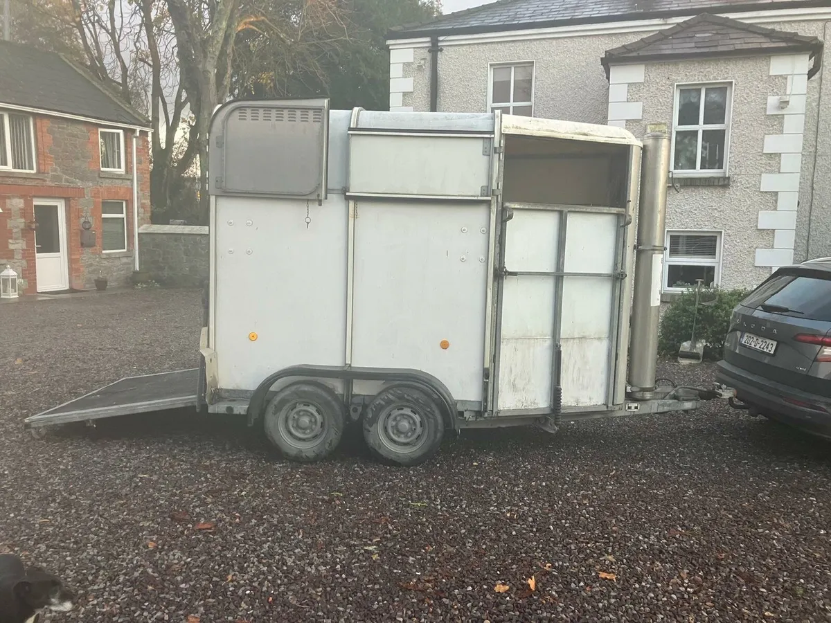 Ivor Williams 505 Horse Box - Image 1