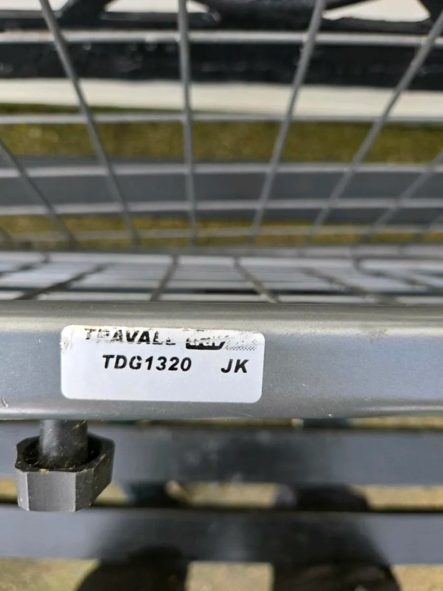 Travall Dog guard barrier & booth partition - Image 2