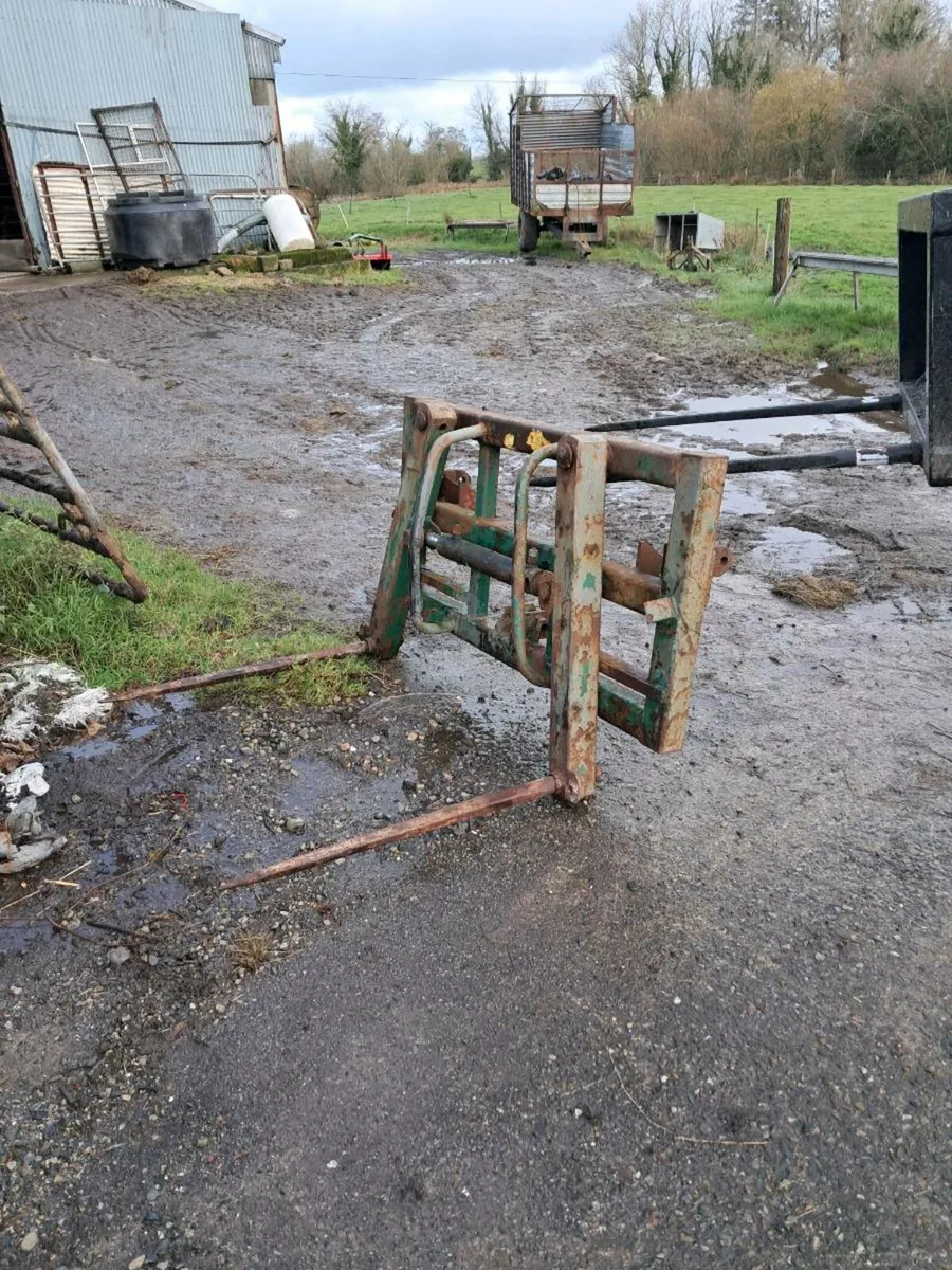 Farm items for sale - Image 1