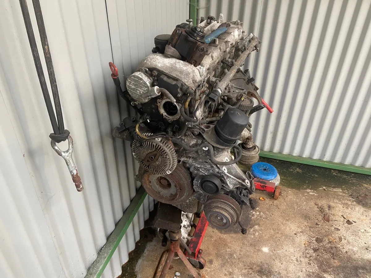 W210 E320cdi & Om606  Estate Parts - Image 1