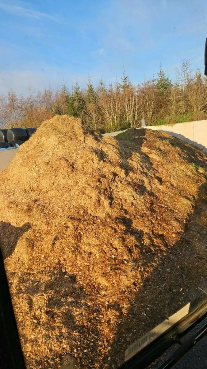 Sawdust for bedding