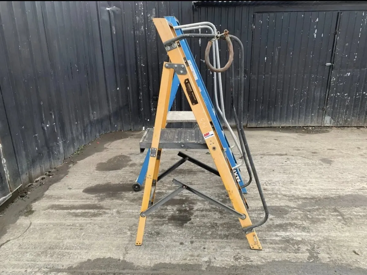 Youngman Megastep Podium - Image 4