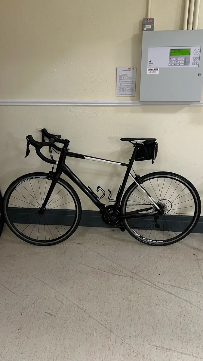 Cube Attain SL Shimano 105 - Image 1