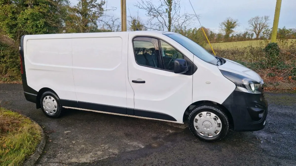 2019 vivaro - Image 1