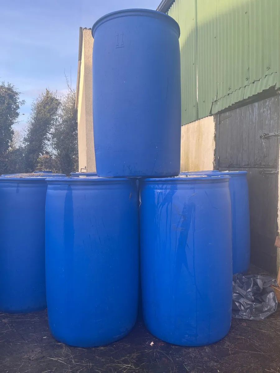 200L Blue Barrells - Image 2