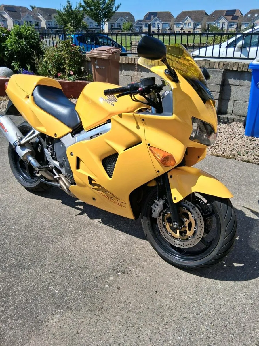 HONDA VFR800FI - Image 2