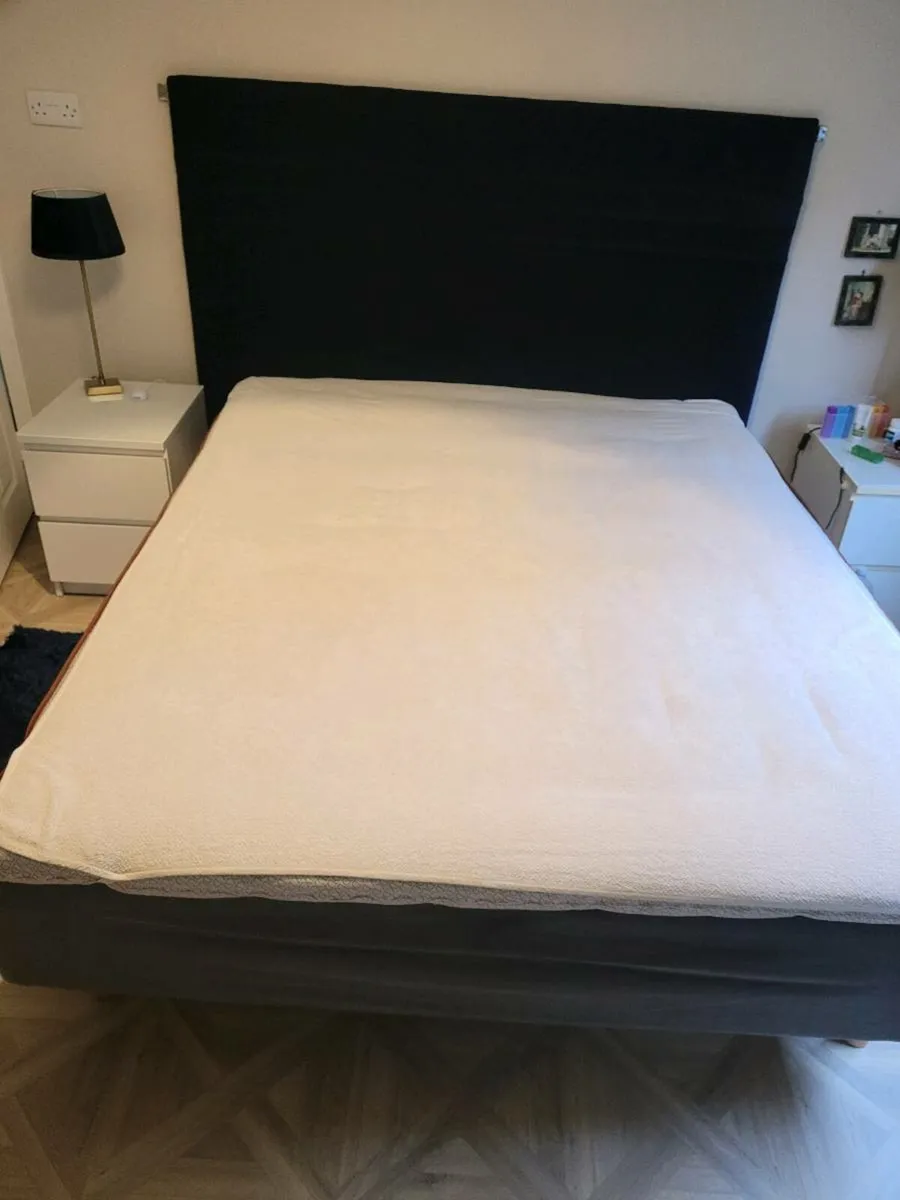 Duxiana Bed Model 3003 - Image 1