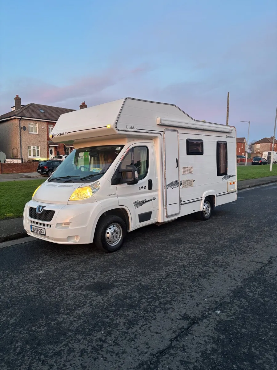 Camper van - Image 3