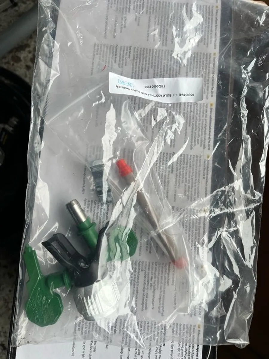 Wagner 250M Airless Paint Sprayer - Image 3