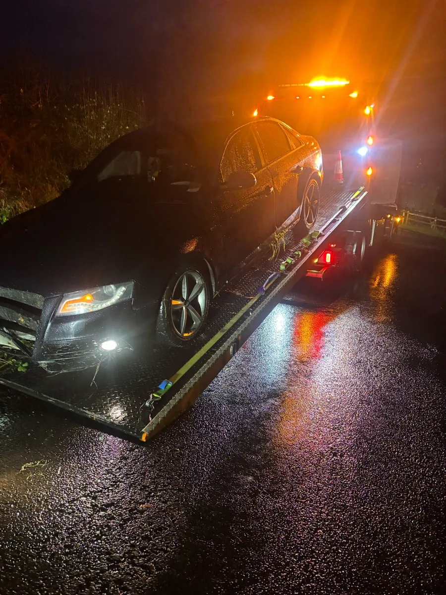 24/7  Recovery towing breakdown service - Image 1