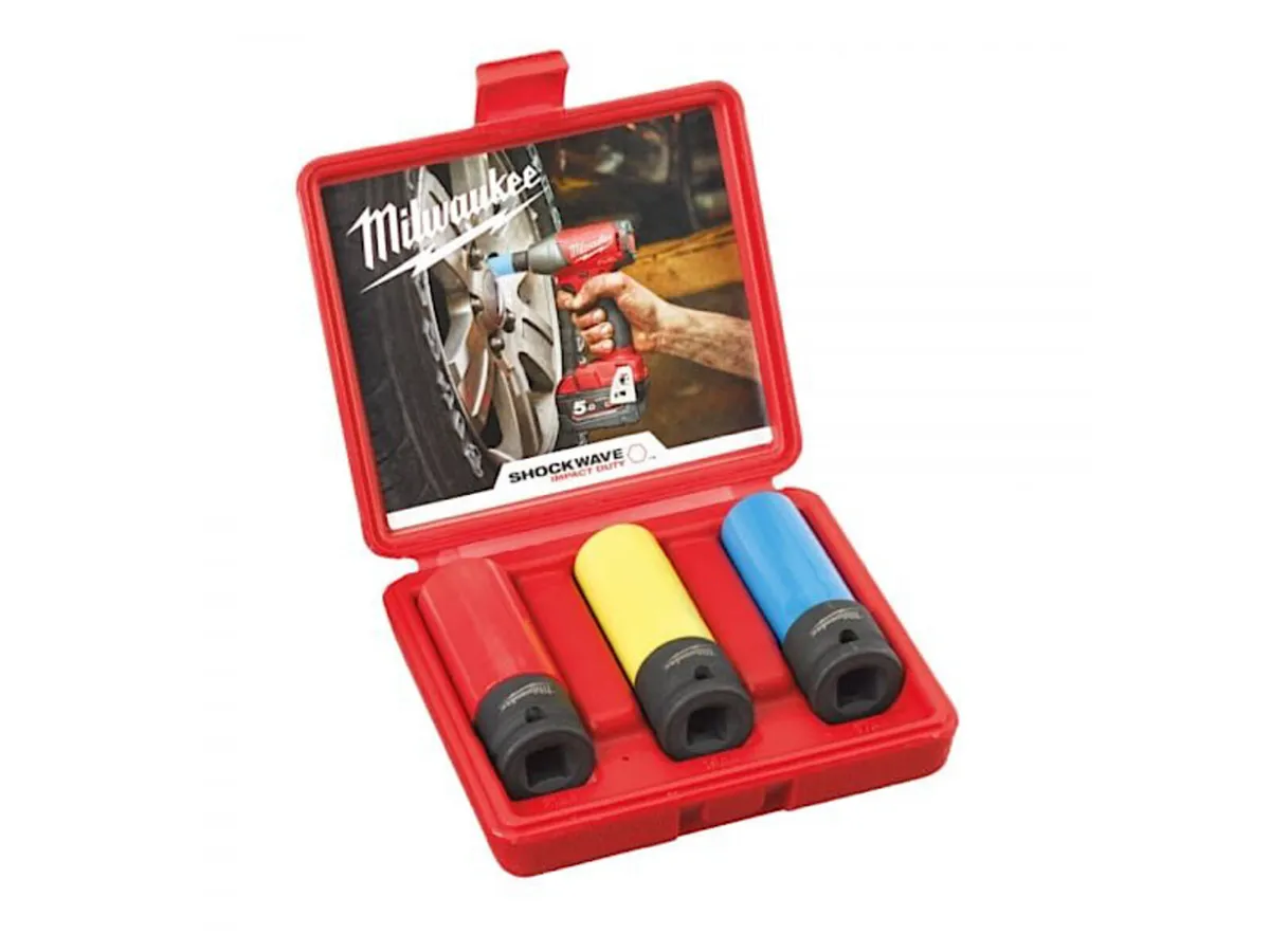 NOW €25 Milwaukee 1/2″ Impact Socket– 3 Piece - Image 1