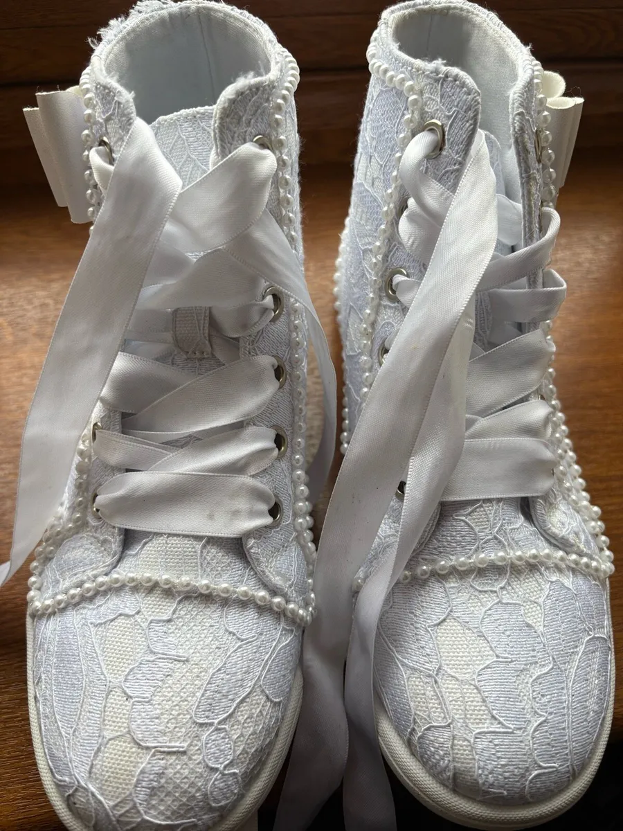 Communion boots - Image 2