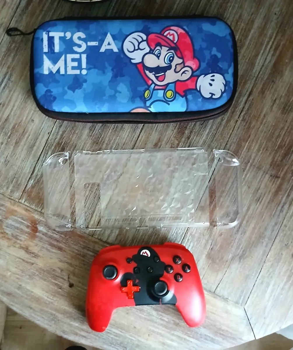 Nintendo switch Mario controller, case, protector - Image 2