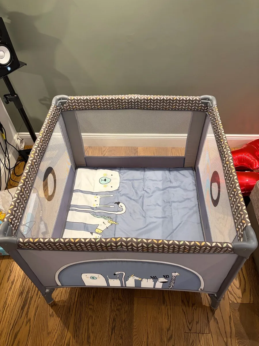 Baby playpen - Image 3