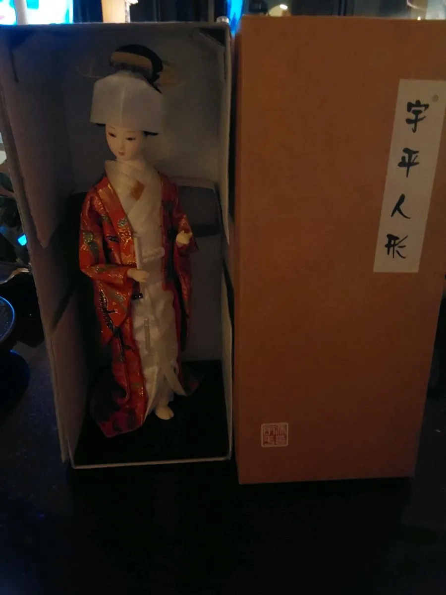Beautiful Uhei Japanese Doll - Image 2
