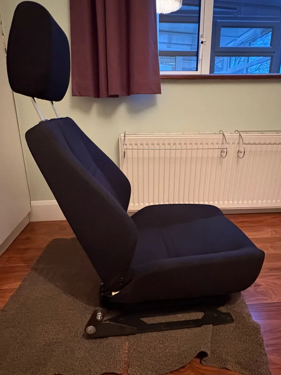 Passenger swivel seat Elderly/limited mobility aid - Image 2