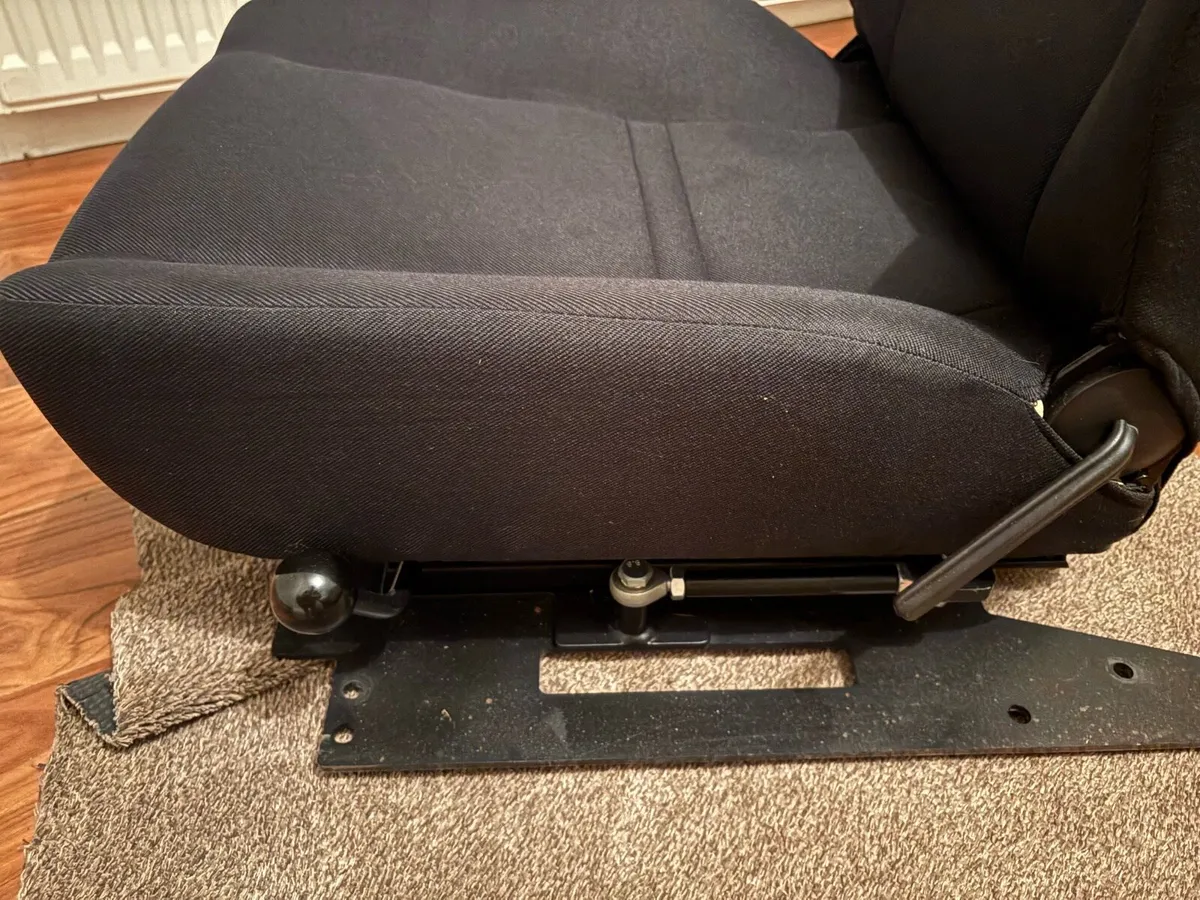 Passenger swivel seat Elderly/limited mobility aid - Image 4