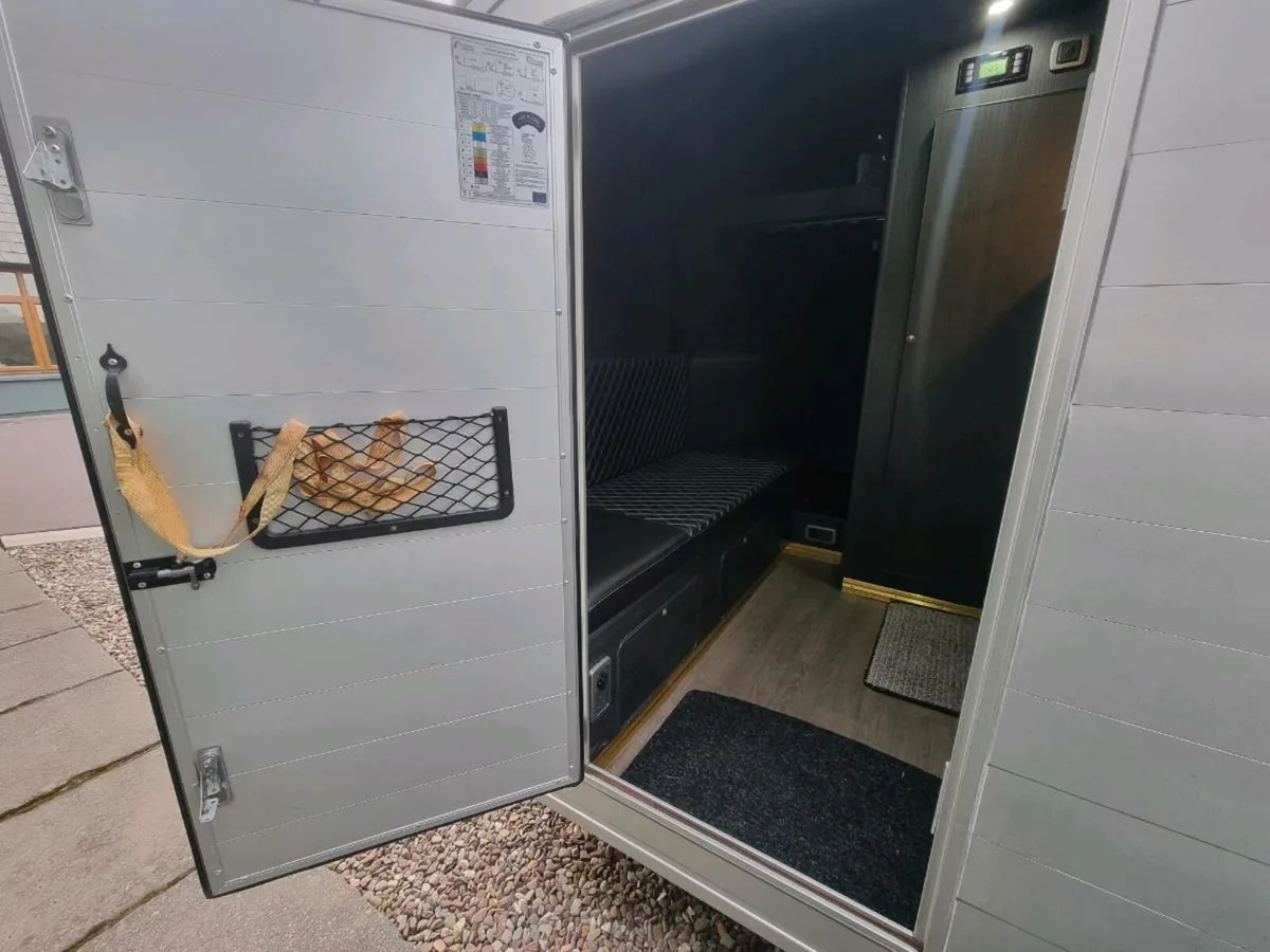 Debon C700 converted Race Trailer For Sale - Image 4