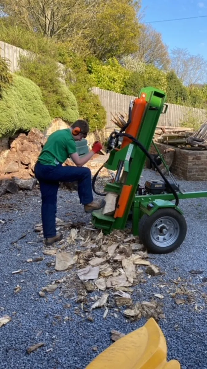 40 Ton Petrol Log Splitter D-Model - Image 4