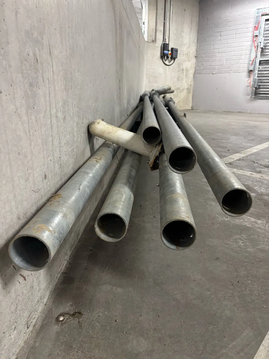 Street lights/light posts *LED* - Image 1