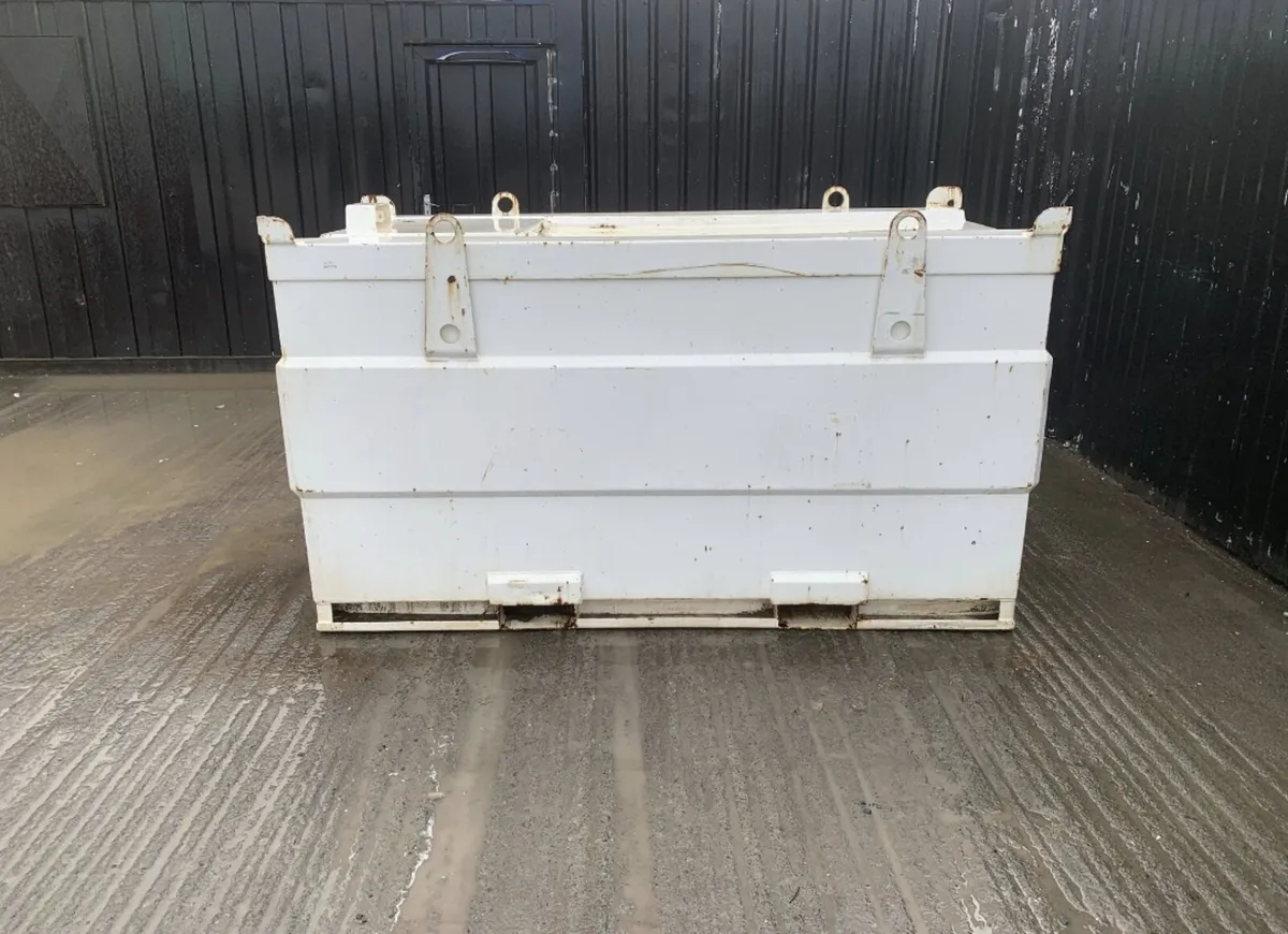 1950L Western Static Fuel Bowser - Image 2