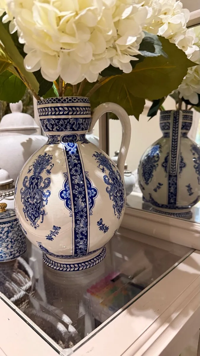 Blue and white chinoiserie antique jug vase - Image 1