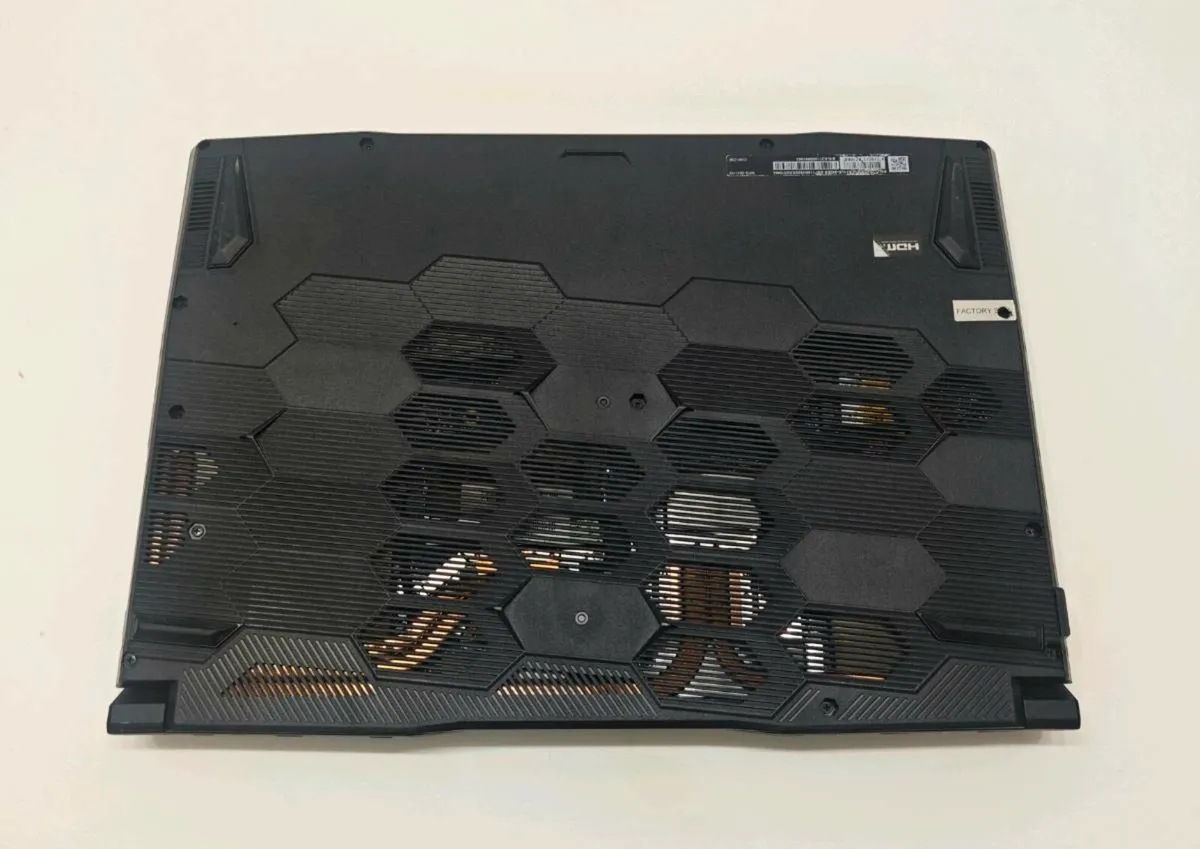 GAMING LAPTOP MSI CREATOR M16 - Image 3