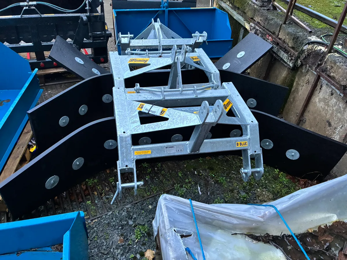 Fleming tb 5 and yard scrapers *in Stock* - Image 2