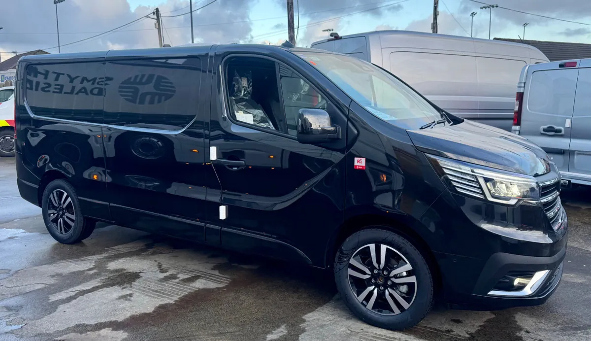 New Renault trafic 170BHP AUTOMATIC - Image 2