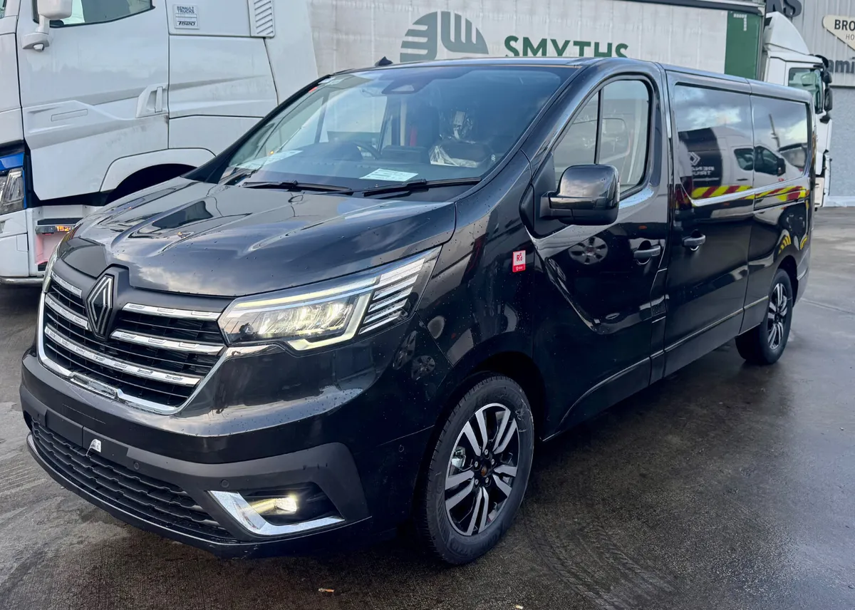 New Renault trafic 170BHP AUTOMATIC - Image 1