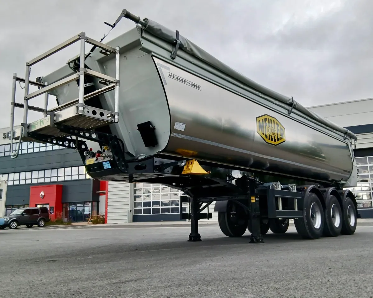 Meiller insulated  tar spec tipper - Image 3