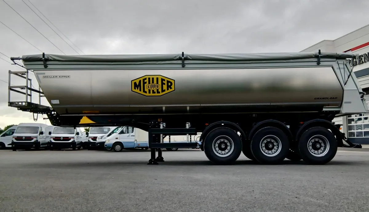 Meiller insulated  tar spec tipper - Image 4