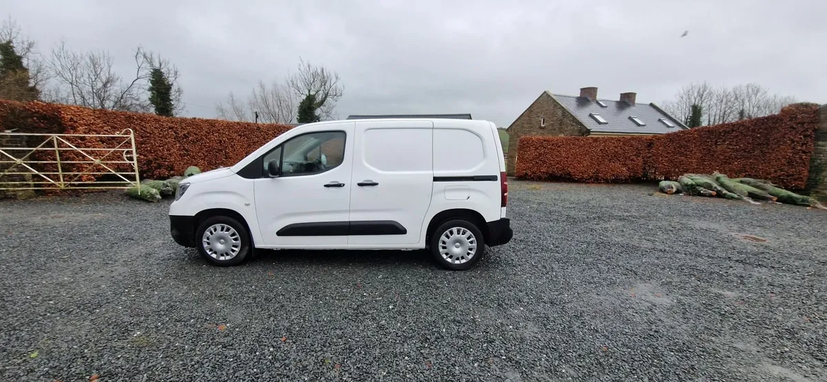 Opel Combo 2021 - Image 1