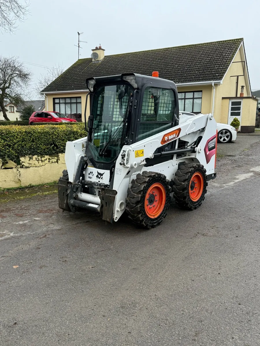 2023 bobcat S510 skidsteer loader - Image 1