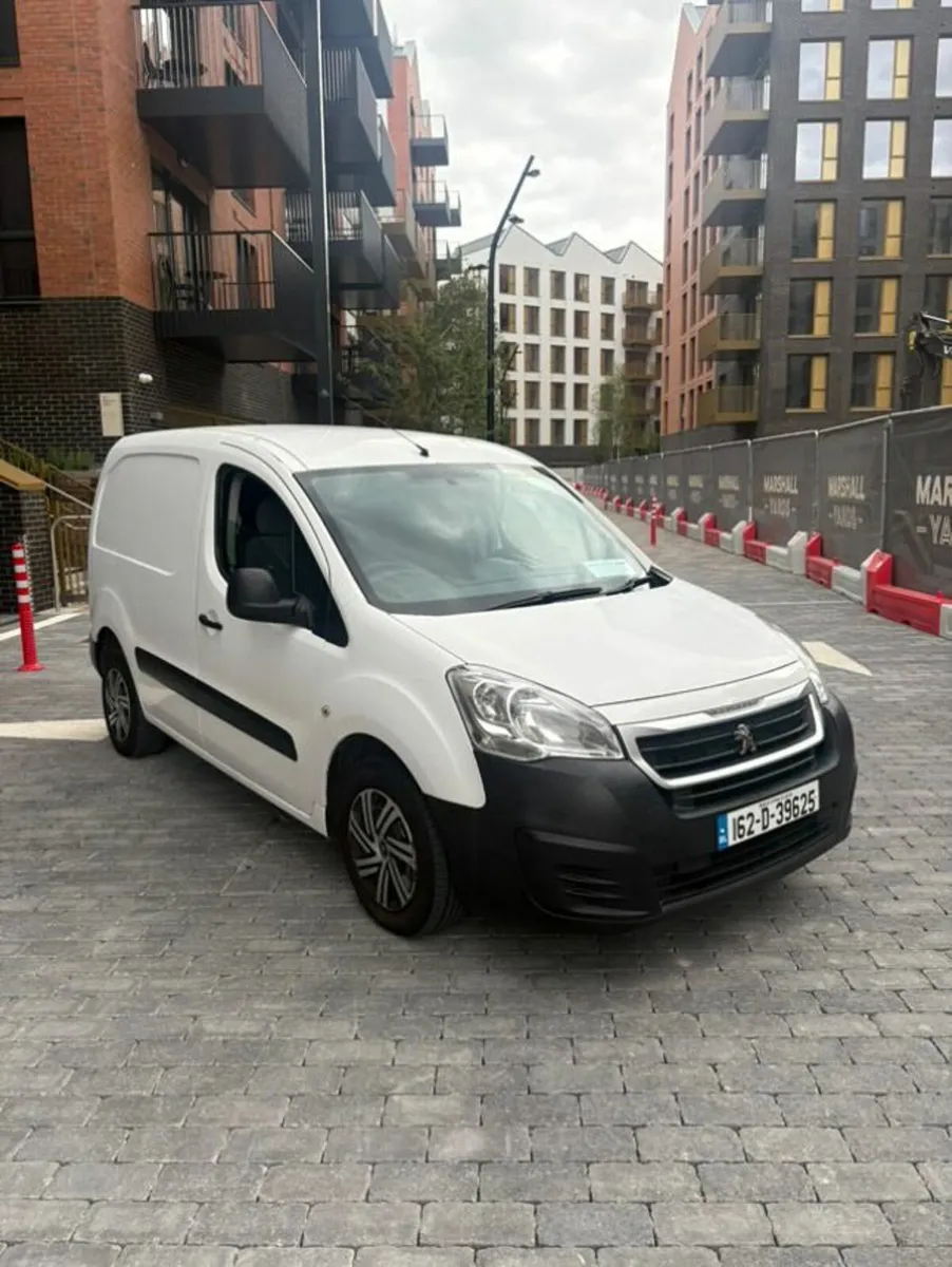 162 Peugeot partner CVRT 07/26 - Image 2