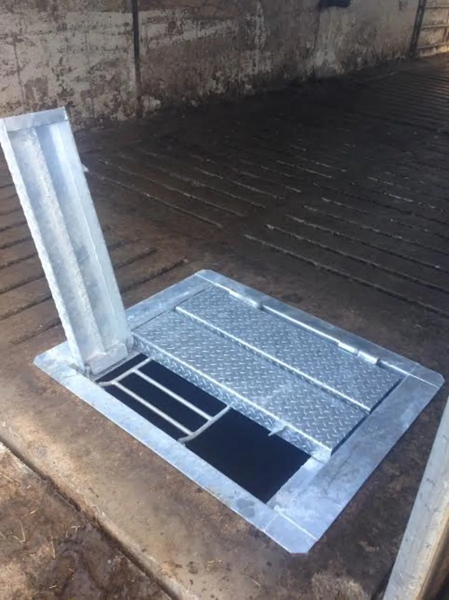 Replacement Manhole Cover - Image 3