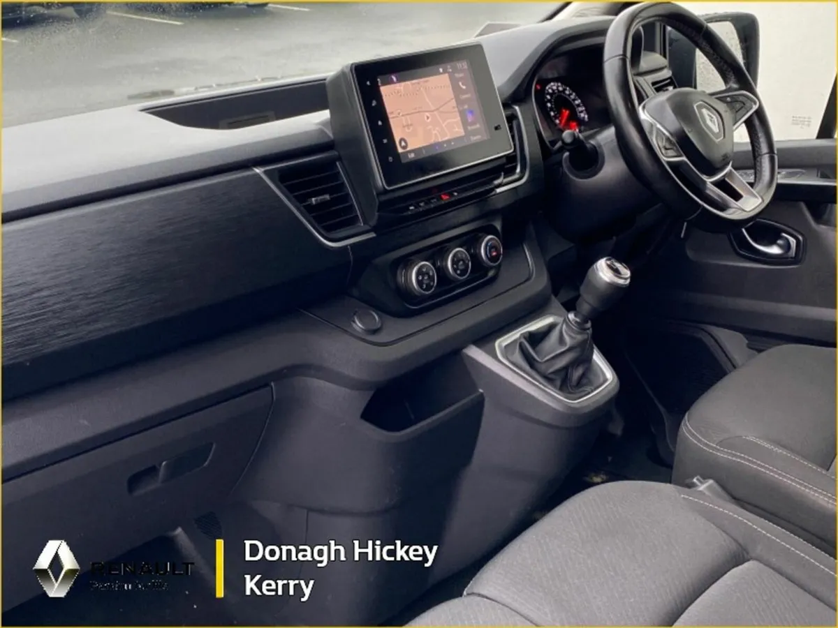 Renault Trafic TRAFIC LL30 SPORT DCI 130 - Image 2