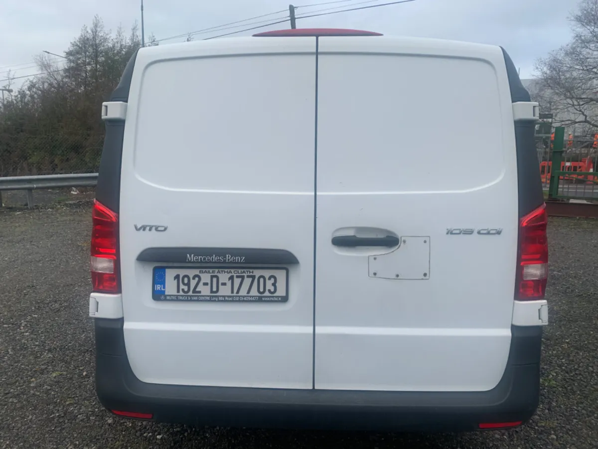 Mercedes-Benz Vito 2019 114kms Fresh Doe - Image 4