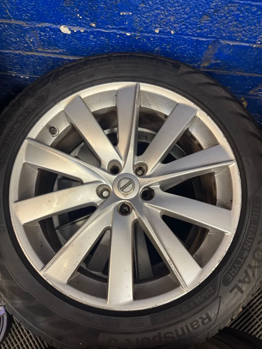 Volvo wheels - Image 2