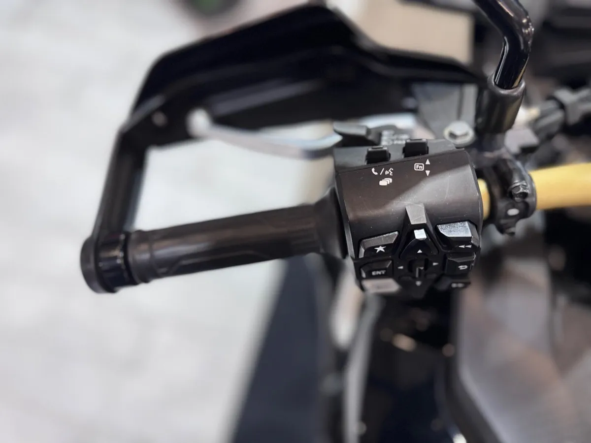 2021 Honda CRF1100L Africa Twin Adv Sport ES - Image 2