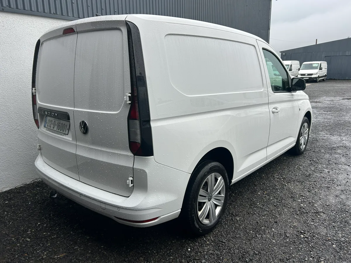 2021 Volkswagen Caddy - A/C 2.0 Tdi - Image 4